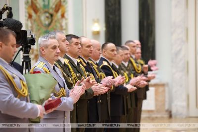 Лукашенко: в ближайшие пару лет в Беларуси полностью решат квартирный вопрос всех людей в погонах