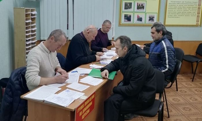 В военных комиссариатах области планово проходят сверки учетных данных