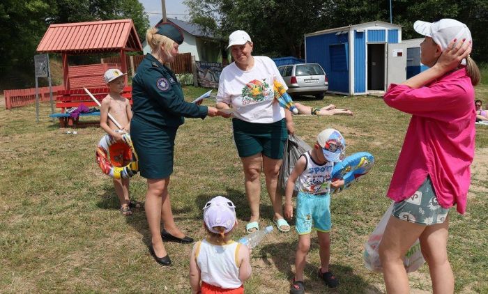 За окном +30! Крупские спасатели с рейдом побывали на городских пляжах