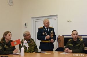 &laquo;ШАГ&raquo; к гражданской ответственности: в Крупской гимназии обсудили права и обязанности