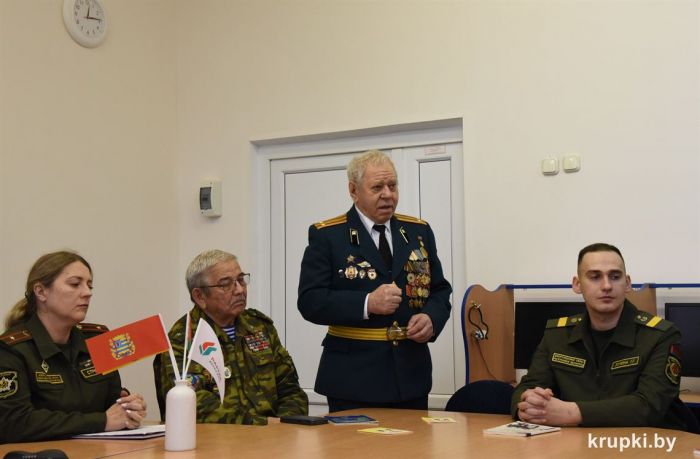 &laquo;ШАГ&raquo; к гражданской ответственности: в Крупской гимназии обсудили права и обязанности