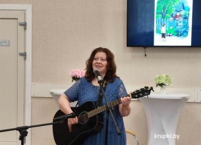 В Крупках прошла душевная встреча с писательницей Татьяной Дашкевич