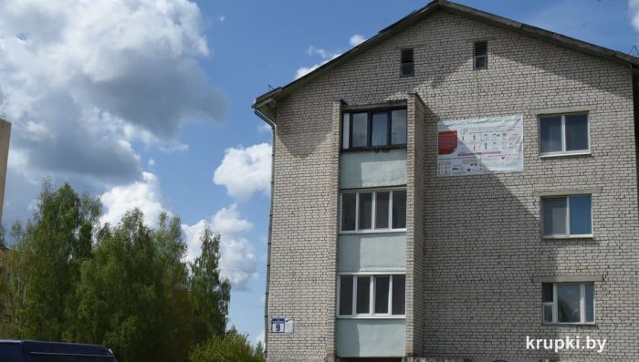 «Нечитаемый» баннер размещен по улице Черняховского
