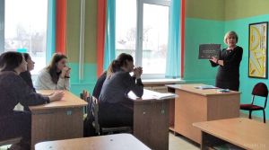 Урок профориентации для учащихся 8-11 классов прошел в школе поселка Крупского