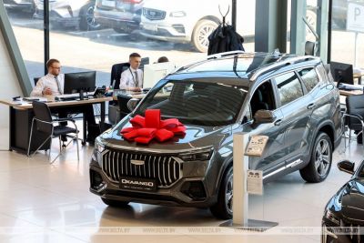 Белорусы все чаще выбирают электромобили. Что интересного предлагают на отечественном рынке