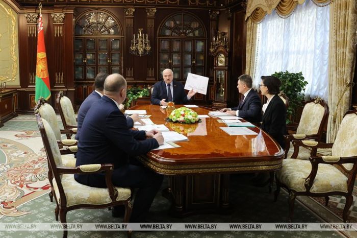 Александр Лукашенко анонсировал внезапные проверки больниц