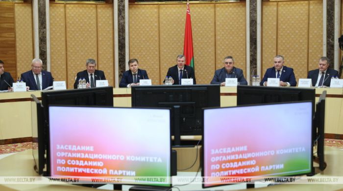 Романов: гражданское общество Беларуси достаточно зрелое, чтобы строить партийную систему