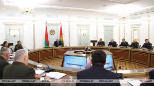 &quot;Хочешь мира - готовься к войне&quot;. Лукашенко ответил на кривотолки о военных маневрах в Беларуси