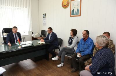 Депутат Палаты представителей Национального собрания провел прием граждан в деревне Прошика