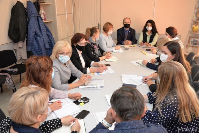 Актуальные вопросы досуга детей и молодежи обсудили во время диалоговой площадки на базе редакции газеты «Крупскі веснік»