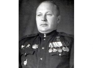 Что объединяет Обчугу и Героя Советского Союза Василия Баландина?