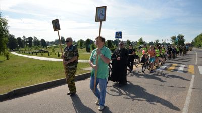 Трехдневный велотуристический крестный ход проходит на Крупщине (фото)