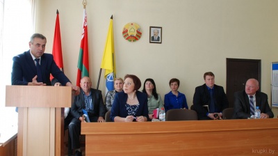Управляющий делами Миноблисполкома встретился с коллективом Крупского льнозавода, провел &quot;прямую линию&quot; и прием граждан