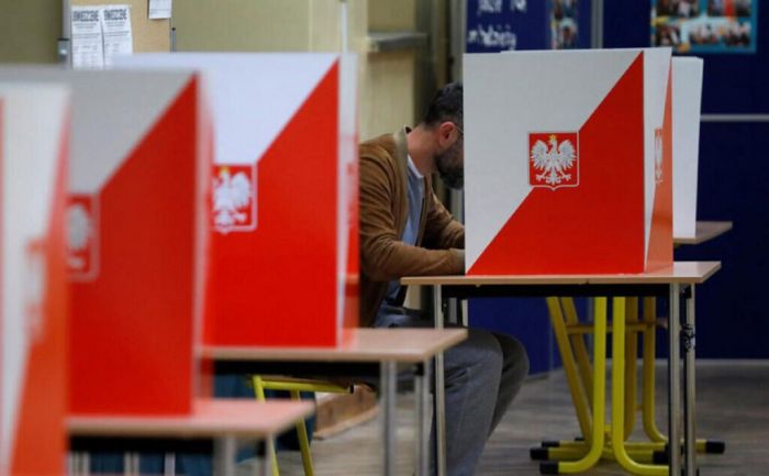 Польша на пороге: выборы, которые ничего не решают, но решают всё