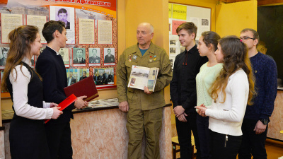 В школах Крупского района прошли встречи с воинами-афганцами (фото)