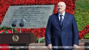 Лукашенко: мы за то, чтобы Беларусь была мирной, но готовиться надо ко всему