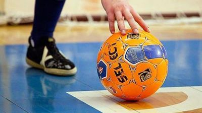 Крупские футболисты завершили первый круг чемпионата Минской области по мини-футболу