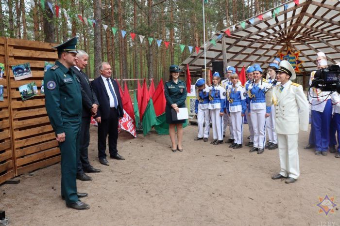 Юные крупчане соревнуются в областном полевом лагере «Спасатель»