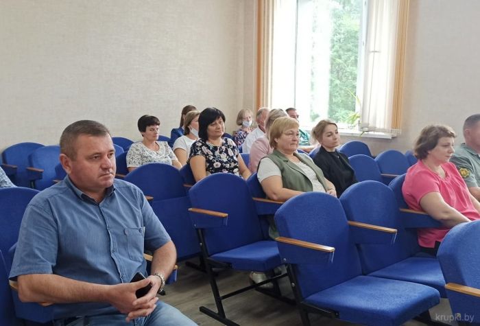 Генеральный директор Минского лесохозяйственного объединения встретился с коллективом Крупского лесхоза