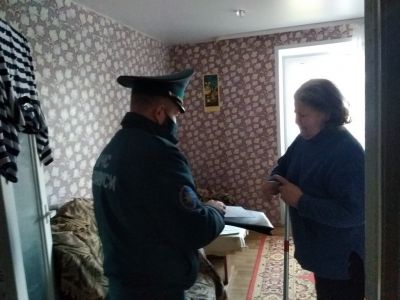 Спасатели Крупского РОЧС провели пожарно-профилактическую работу в деревне Большие Жаберичи и в частном секторе г. Крупки