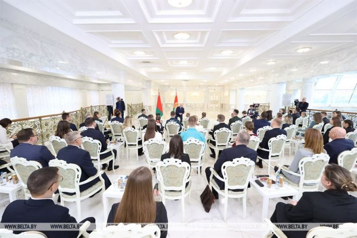 Лукашенко рассказал о новом этапе в развитии белорусского автомобилестроения