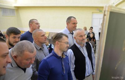 В городской СШ № 3 состоялось заседание клуба отцов