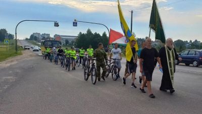 130 километров преодолели крупчане во время трехдневного велотуристического крестного хода (фото)