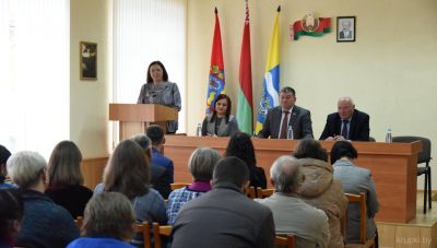 Председатель райисполкома встретился с коллективом Крупского льнозавода