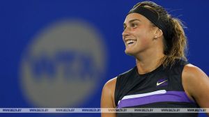 Белоруска Арина Соболенко проиграла в финале итогового турнира WTA