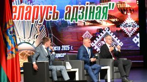 Крупчане в Борисове дают старт республиканской акции «Беларусь адзіная»