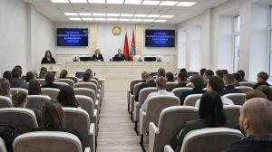 Председатель Крупского райисполкома встретился с молодыми специалистами