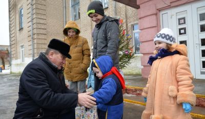 Благотворительная акция «Наши дети» продолжает радовать маленьких крупчан