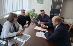 Заместитель председателя райисполкома провел выездной прием граждан в Ухвальском сельисполкоме