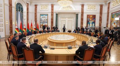 Александр Лукашенко заявил об ощутимых практических результатах в сотрудничестве с Зимбабве