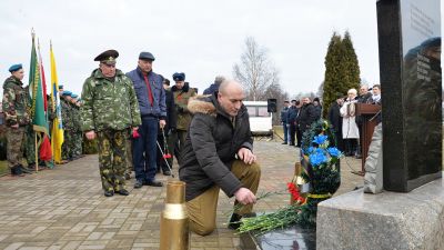 Крупчане ўшанавалі памяць воінаў, якія загінулі ў Афганістане (фота)