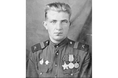 Слаўны баявы шлях, адзначаны двума ордэнамі і медалямі, прайшоў Васіль Касарэўскі