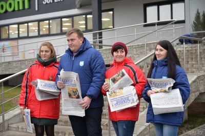 Активисты БРСМ накануне выборов провели очередную информационную акцию