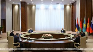 Лукашенко: ОДКБ нужна, но ее нужно постоянно адаптировать под меняющиеся вызовы и угрозы безопасности