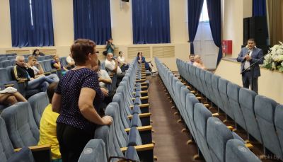 Председатель Крупского райисполкома Анатолий Козел встретился с населением Крупского района