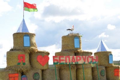 Голосуем за Крупки! На полях Минщины выбирают самую креативную локацию для фото