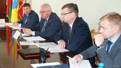 Министр образования встретился с педагогами Крупcкого района