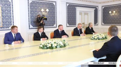 Новые министры, помощники Президента, местная вертикаль. Лукашенко рассмотрел кадровые вопросы