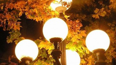 На участке дороги по улице Интернациональной улучшат освещение