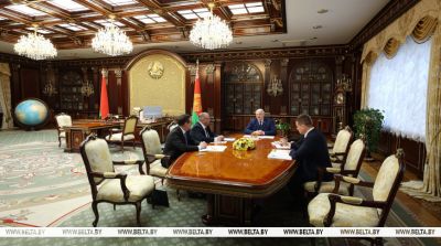 Лукашенко заявил, что люди должны быть убеждены в справедливости вступительной кампании
