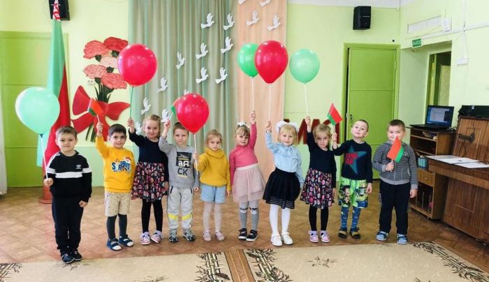 В детских садах района проходят праздничные утренники, посвященные Дню Победы