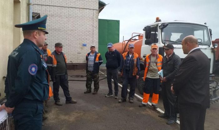 Заместитель председателя Крупского райисполкома встретился с коллективом ДЭУ-69