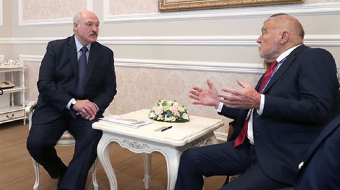 Лукашенко встретился с экс-президентом Хорватии Степаном Месичем