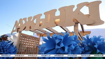 Лукашенко отметил хозяйский подход к земле и соблюдение технологий аграриями Минщины