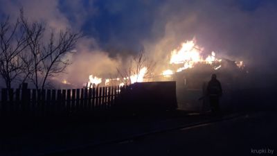 Большой пожар в д. Прикленок в один миг уничтожил 4 строения