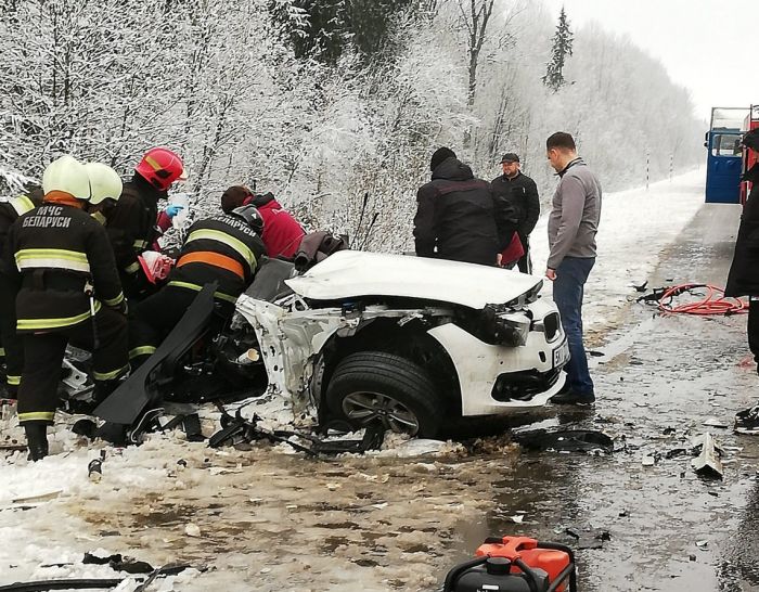 Подробности ДТП автомашины «БМВ» и фуры в Крупском районе